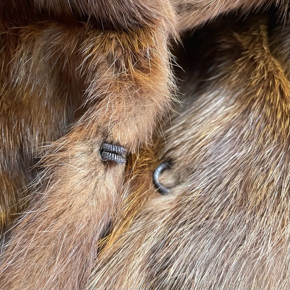 Vintage Fur Coat - size small - Picture 10 of 10